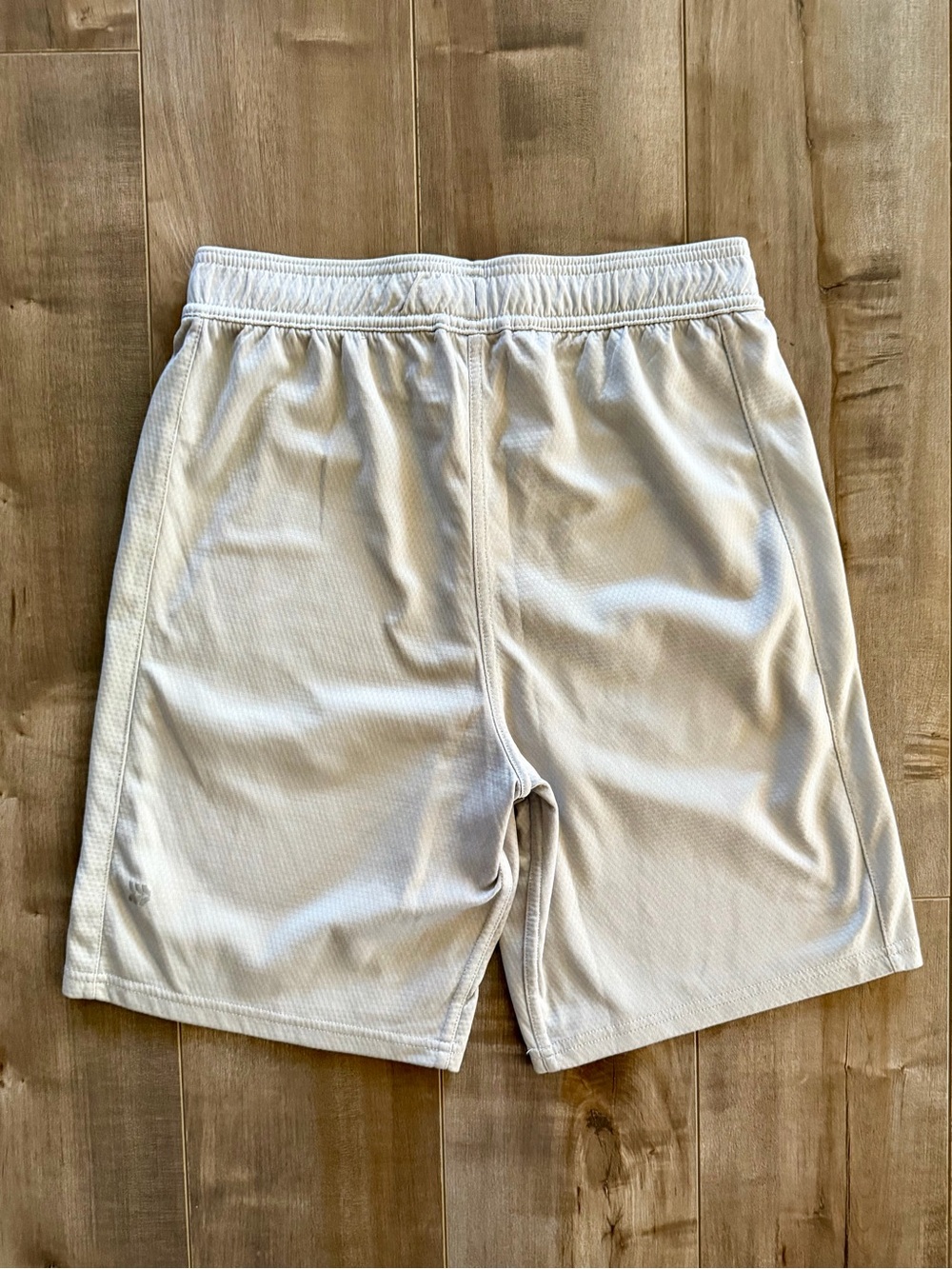All In Motion Active Gray Drawstring Training Shorts with Pockets - Picture 7 of 12